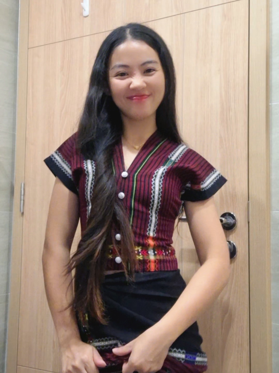 စိတ်ညစ်ရင်ဂီတာတီးပါလားကိုကို🤭#မြင်ပါများပီးချစ်ကျွမ်းဝင်အောင်လို့🤒🖤 #tiktokmyanmar🇲🇲 #foryou #fyp 