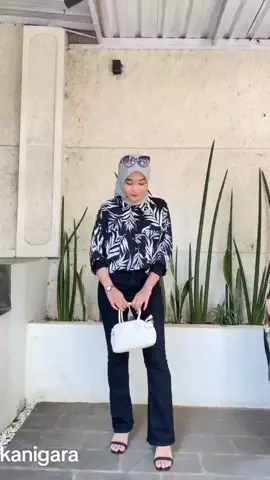 Cutbray Hitam Manis #cutbraywanita #outfitwanita #cutbrayjeans #cutbraylagii #fypage #fyppppppppppppppppppppppp 