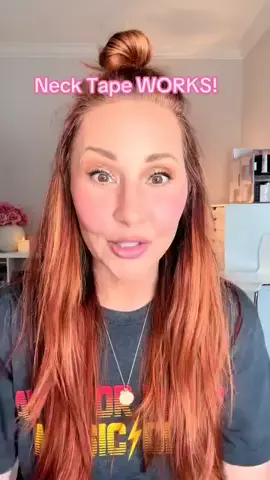 Sagging neck skin got you down? Our Neck Tape offers an instant smoothing effect in seconds, lifting years off your appearance without anyone knowing your secret.