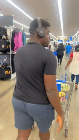 #liberiantiktok🇱🇷🇱🇷🇱🇷 #liberiatiktok🇱🇷 #fyp #vibes #Alex #brickson @Brickson @JEFF  @Itietie vwegba @ceochill1 @@presido Hømëbøi 