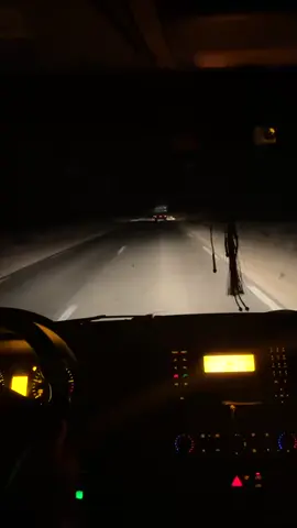 #مجاجي_راح_يهبلنا_بغناه😂 #شعب_الصيني_ماله_حل😂😂 #fyp 