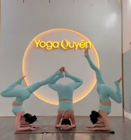 Yoga 3 nàng 😗#yoga #Yogaflow #yogadamme #dotapyoga #DoTapCaoCap #niceyoga #yogapose #yogalove #yogachonguoimoibatdau #yogachallenge #yogaface #dangdep #eothon #mebimsua #giamcanlanhmanh #yogagirl #yoganangcao #damme #giamcanantoan #dotapxinh #pincha 