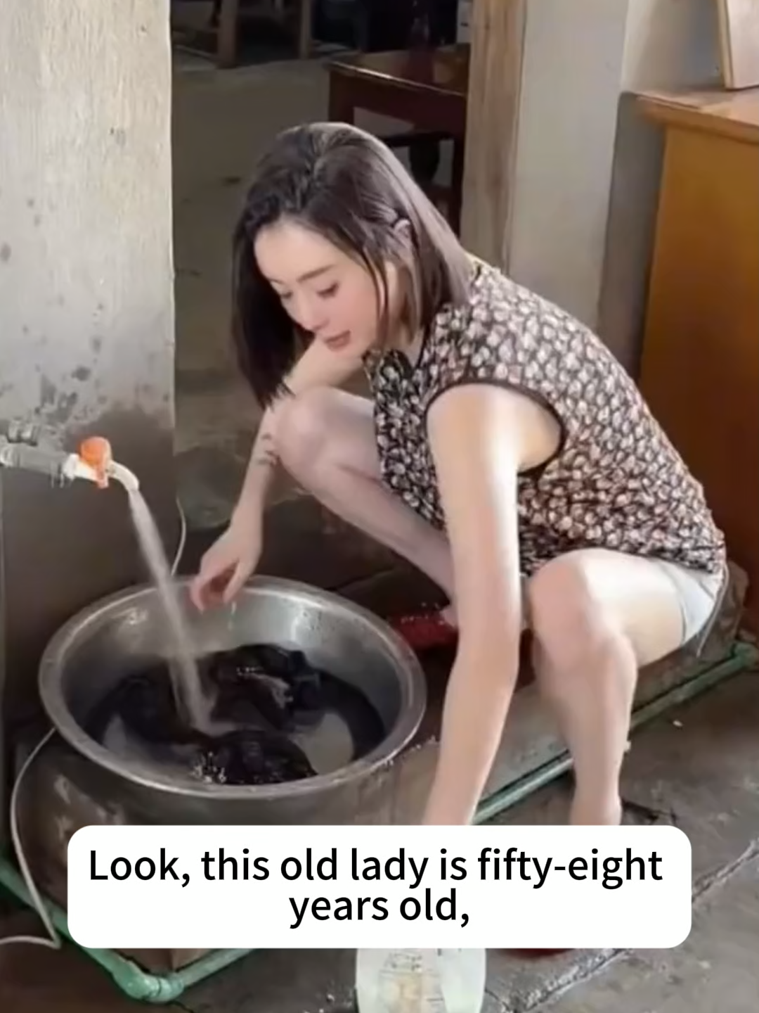 ff73If you got sun-tanned, immediately use rapid brightening cream