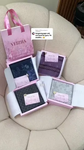 Replying to @Risty_arasya emang harus gercep ka 🥹 soalnya cepet habis stocknya 😭💕 #hadiahkenaikankelas #kadoguru #hadiahguru #idekado #kado 