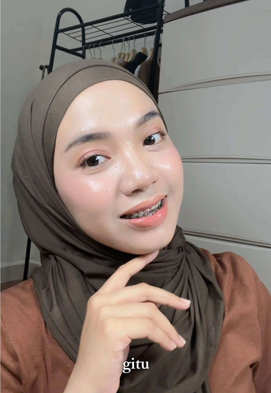 natural dan ringan bgt dikulit 💗#foundationbalm #prettyme #foundation #makeupflawless #makeuptutorial 