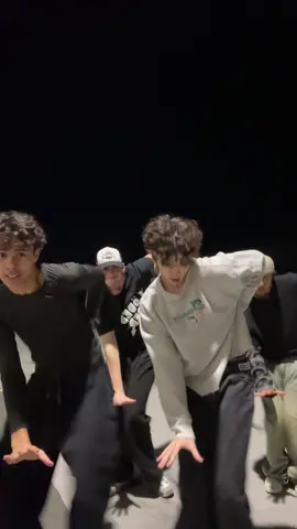 BLICKYYY 🔫🔥 (Dc:ME) #fyp #dance #nztiktok #squad w/@Dre @dantek4l @Josh Kenworthy 