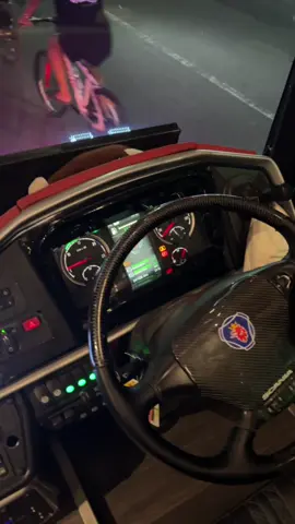 Sein scania emang secandu itu@Official SGN Holiday @akurepan_ @Uuk Wijaya #scaniapower #sgnholiday #milenio#fyp #raa #busmaniacommunity #masukberanda #xyzbcafypシ #storybus #xyczba #videobus 