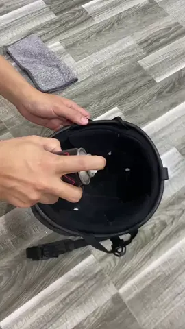 Xịt vệ sinh mũ bảo hiểm tiện ích- sạch sẽ cho mọi nhà 