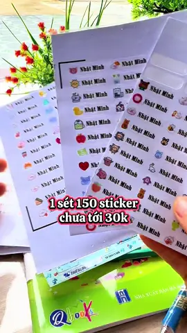 Sticker in tên.bé theo yêu cầu, dùng để dán.dụng cụ học tập cho.con #sticker #stickerintheoyeucau #temdansticker #xuhuong #viral #mevabe #fpyシviral 