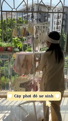 Cây phơi đồ đa năng phù hợp với nhà ở trung cư, nhà chật, đặc biệt mùa mưa sắp tới rất cần dùng nha các mom #cayphoidogapgon #cayphoido3tang #cayphoidososinh #xuhuong 