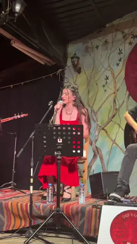 Odam kireç tutmuyor 🤍 #şirin #odamkireçtutmuyor #konser #türkülerimiz 