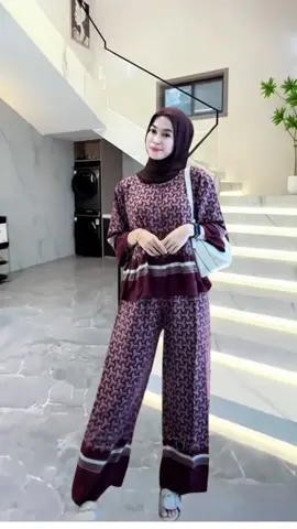 Hania Oneset Celana Kulot Atas