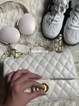 #elegantbags #bagcollection #shoulderbag 