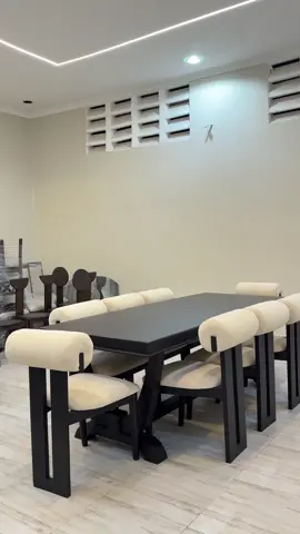 SHAZAM DINNER TABLE DESIGN CAPACITY: 8CHAIRS