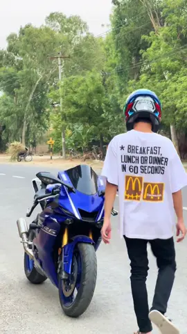 မစီးဖစ်တာကြာပီကွာ#r6 #fyp #foryoupage #ဆိုင်ကယ်ချစ်သူများအတွက် 