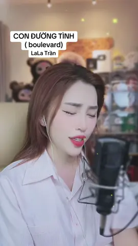 Cuối tuần vui vẻ nhé cả nhà #LaLaTran 