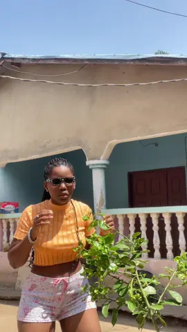 @Lauraa bazooka mamissia 