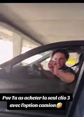 Pov: J'AI TROUVER LA DERNIÈRE CLIO3 OPTION CAMION 🤣🤣  #pourtoii #for #pourtoi #tiktok #fyp 
