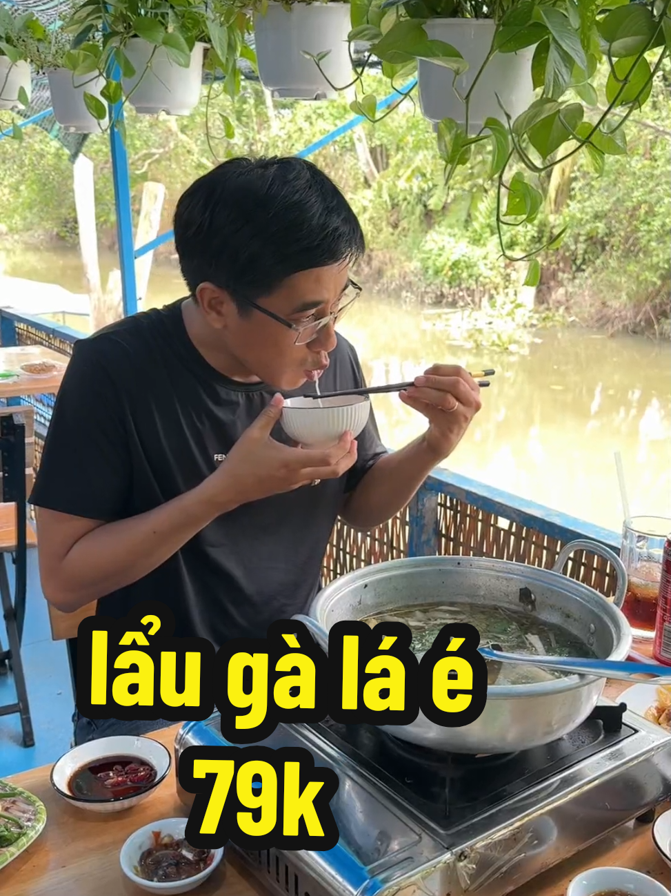 Sông quê quán với lẩu gà lá é quá ngon #reviewanngon #review #sadecdongthap #diadiemanuong #amthuc #quananngon #sadectv #anuong #laugalae #quanlaungon #laungon #anuongsadec #anuongdongthap 