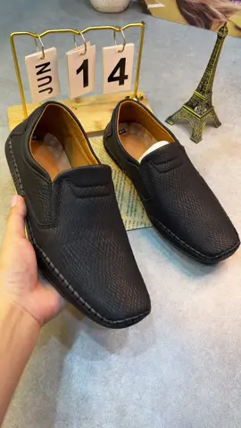 Giày Lười Nam Da Chống xước Cao Cấp Đế Cao Su Đúc nguyên khối Khâu Chỉ Chắc chắn toàn bộ #giayda #giaydanam #giayluoinam #giayditiec #giaydilam #giaydichoi #xuhuongtiktok #trending #tiktokindia #trend #xu #xuhuong #xuhuong2024 #xuhuong2025 #trend 