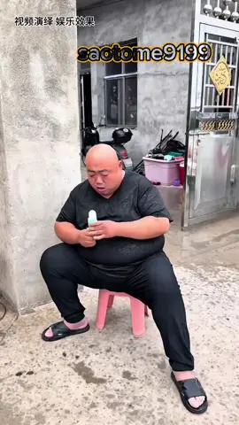 I just wanted to eat some ice cream secretly 😂😂 sc: douyin #fyp #funny #funnyvideos #comedy #comedyvideos #funnychina #prankchina #douyin #fypage #fypシ #fyppppppppppppppppppppppp #CapCut 