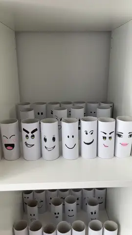 #roblox #cheeseburger #menface #womanface #DIY #paper #paperrolls
