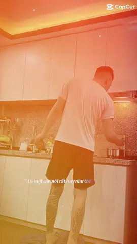 thắng đời 1-0 hay k nhưng chồng mình nấu cơm cho mình ăn là mình thấy sướng rồi😀#xuhuongtiktok #xuhuong #viralvideo 