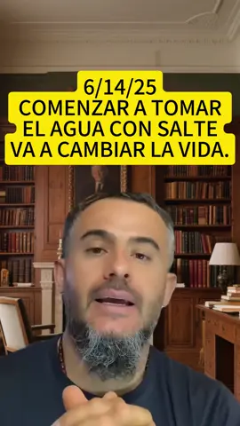 Replying to @🤎✨You don't own me✨🤎 COMENZAR A TOMAR EL AGUA CON SAL 👉 TE VA A CAMBIAR LA VIDA.#edelchavez #mexicanosenUSA #aguaconsal #celulitis #sal #himalayansalt #celticsalt