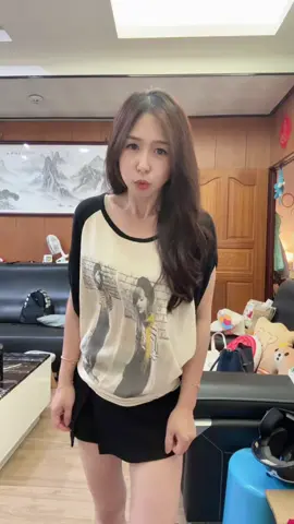 我盡力了😆  #douyin #抖音 #trend #知世搖 #卡點舞 #淺淺跳一下 #😆😆😆  #跳舞 