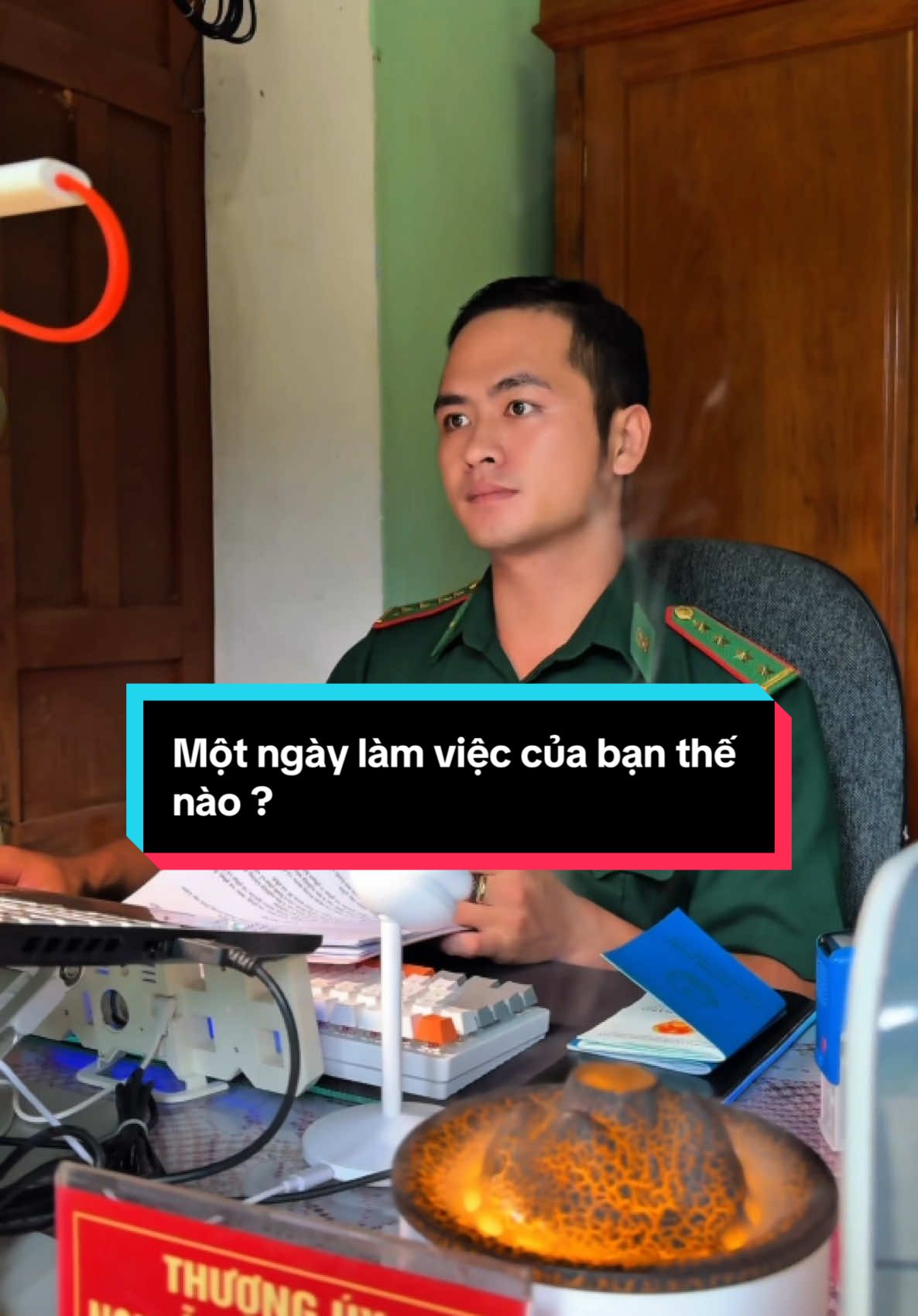 Phần 3: Một ngày làm việc của bạn ntn? Tính ra mình vẫn đc cạch cạch như banker nè 😂😂#xuhuong2025🥰 #chúbộđội #bđbp🇻🇳 #hanhtrinhbiencuong #bđbp🇻🇳 #a80 #viral #dieubinh #CapCut 