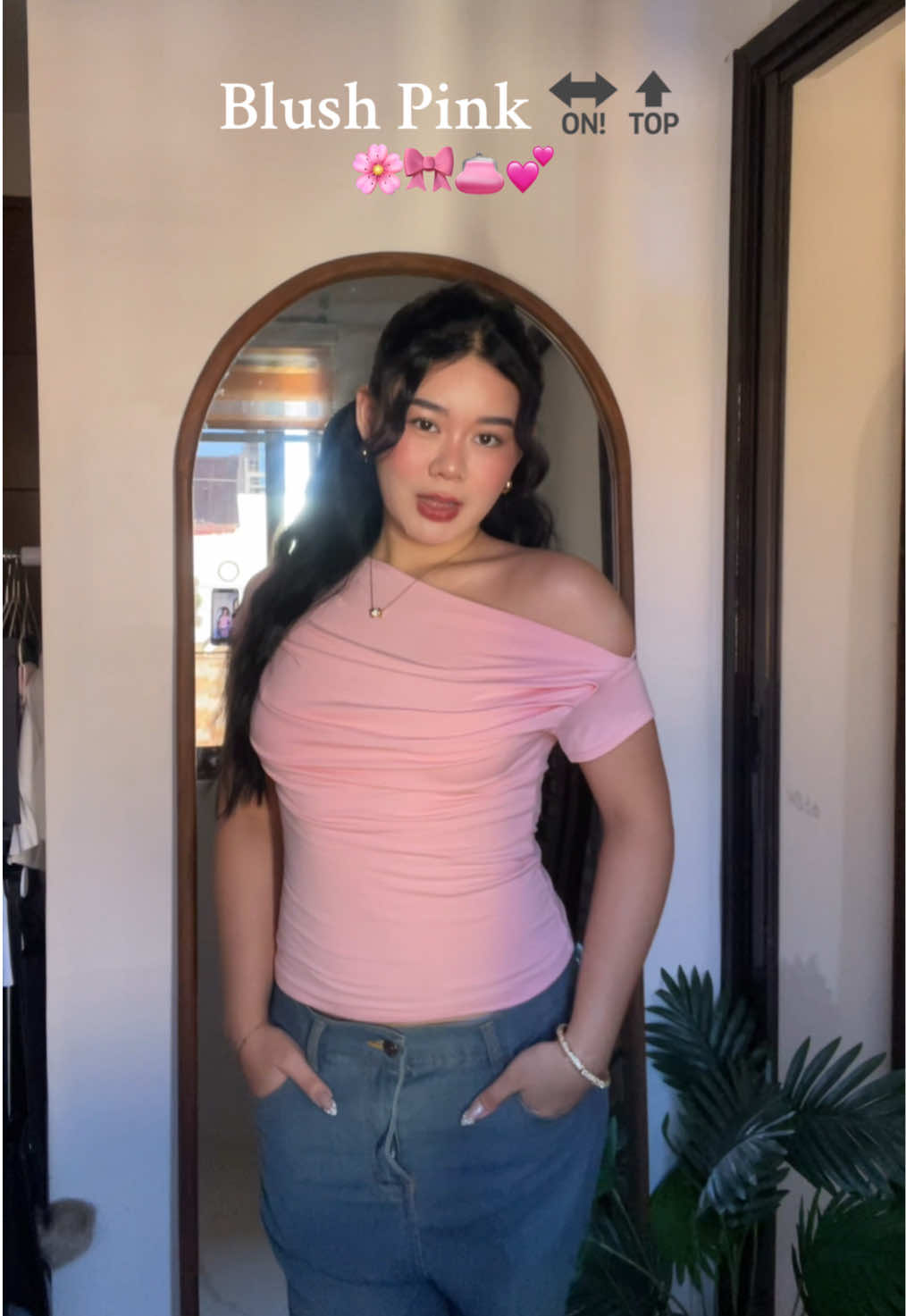 Ganda so much ng top🥰  #pinktop #vxn #asymmetricaltop #toprecomendation #cutetop #pink #simpletop #coquette #coquettetop #fitcheck #outfitinspo #outfitinspo 