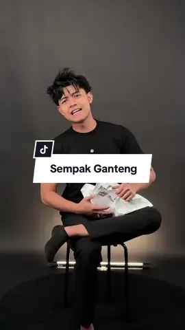 ganti sempak kalian, biar ganteng maksimal luar dalam...