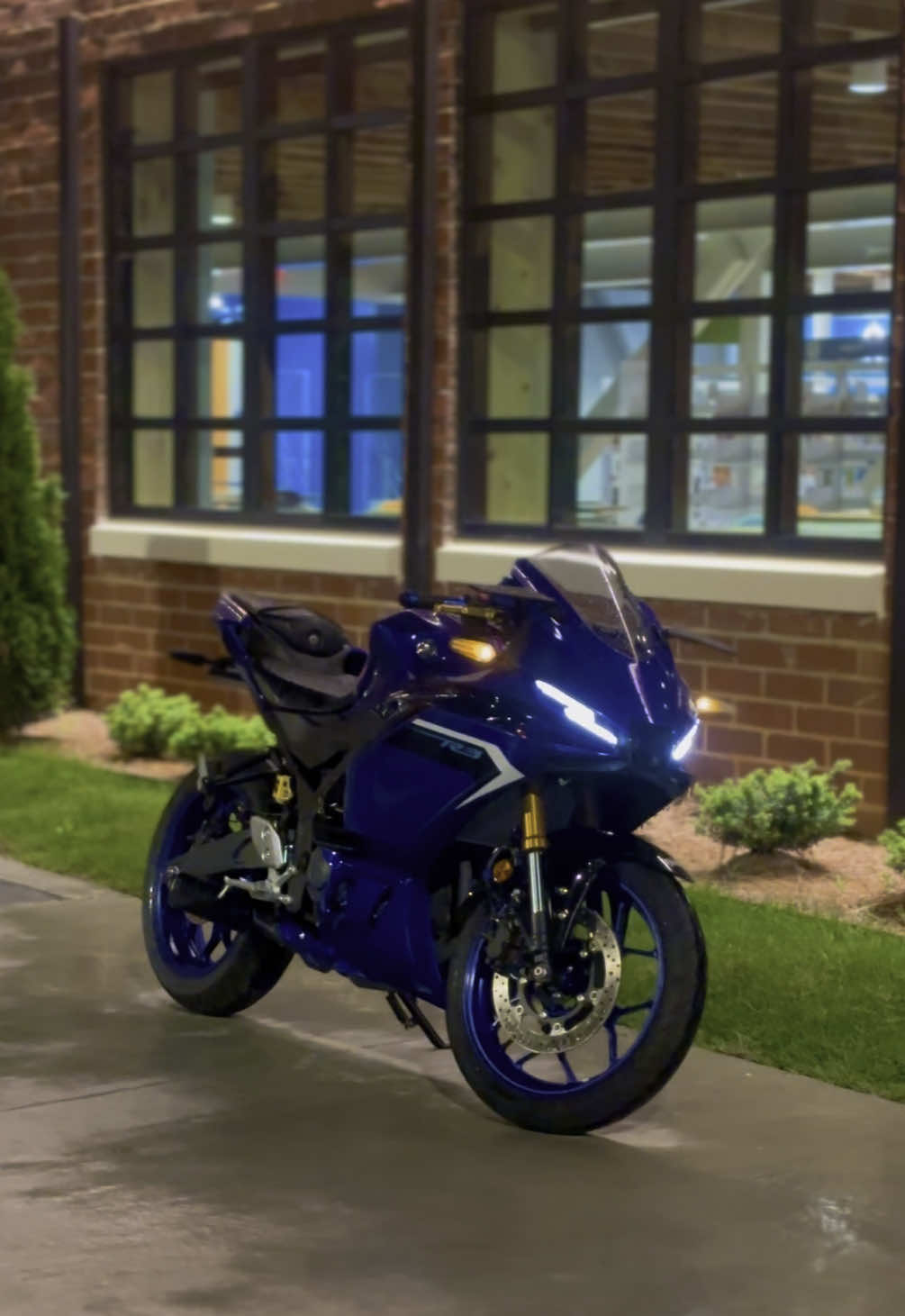 Back & Better 😶‍🌫️ #2025r3 #r3 #yamahar3 #yzfr3 #bikelife #motorcycles #wheelie #yamaha #trending 