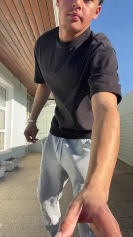 Uz' ungangisondeli Hlez ng'thukuthele (6am) 😓 #fyp 