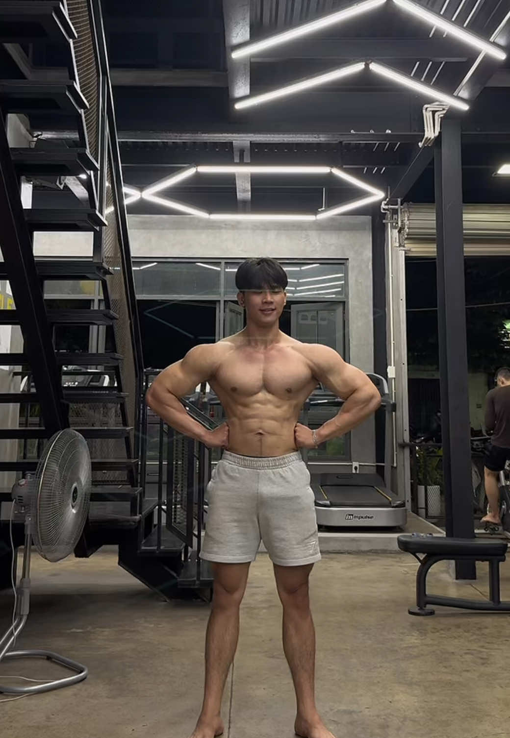 tiếp tục cố gắng cải thiện điểm yếu cho năm sau #gym #fypシ゚viral  #xuhuong2025 #hottrend  #thanhnhanmoi #yfpシ #GymTok #gymmotivation 