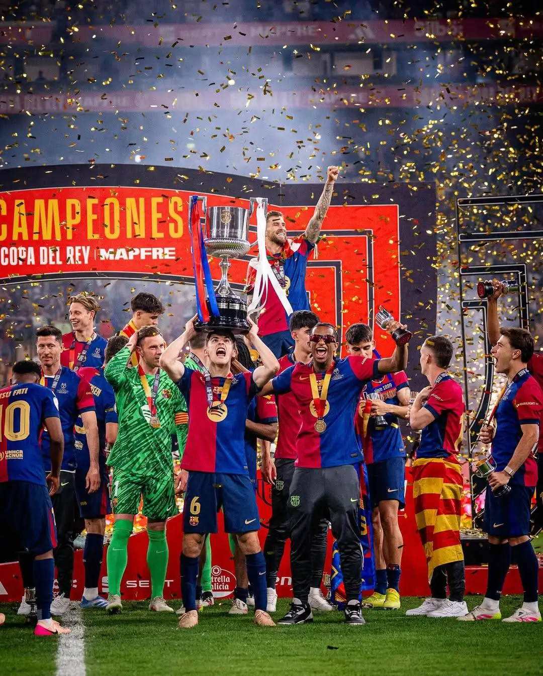 trofi CDR🏆💙❤️#final # barcelona