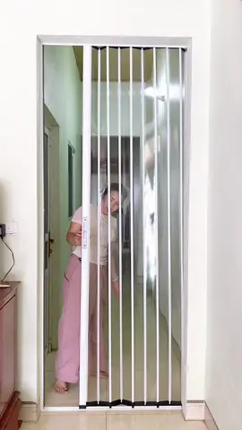 Cửa xếp, vách ngăn lá nhựa trong ngăn lạnh điều hoà. #cửa_xếp_lá_nhựa #cuaxeplanhuatrong #vachngandidong #váchngănlạnh #xuhuong  @Vinh cửa lưới Quang Minh  @Vinh cửa lưới Quang Minh 