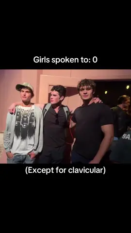 I don’t like looks maximum cause it hurts. @Zeta @Clavicular @Drago 