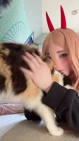 Lmao the thumbnail #fyp #viral #cosplay #cosplayer #canthinky #power #powercosplay #chainsawman #chainsawmancosplay #anime #cat 