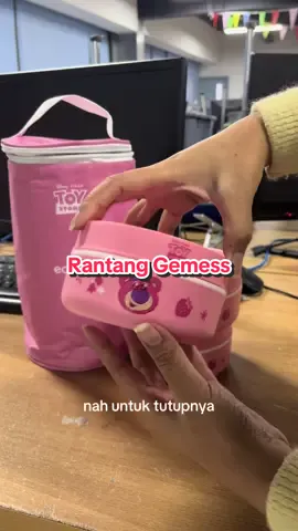 Selain bekal rantang warna abu, kita juga punya yang versi lotso lohh #ecentio #BeliLokal #rantang #lotso #kotakmakan 