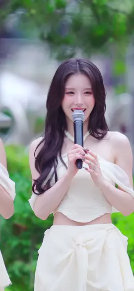 #heejin #희진 #artms #아르테미스 #loona 