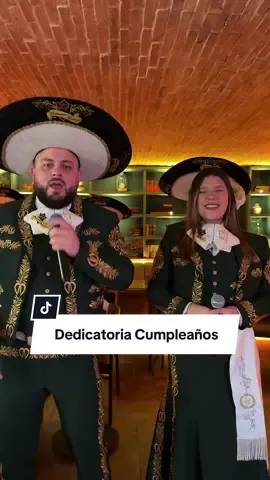 ¿Hoy está cumpliendo años alguien que amas? 🎶 ¡Esta #serenata es para esa persona especial 🎂! Comparte este video y regálale un momento lleno de música y amor. 🎤 Tu cumpleaños, en versión mariachi… ¡un clásico que nunca falla! De parte de #SentimientoMexicano con toda el alma 🇲🇽🎺 #SerenataMedellin #FelizCumpleaños #DiomedesDiaz #MariachiMedellin  
