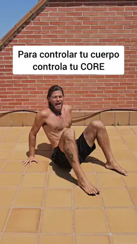 Control de CORE La combinación de estos dos movimientos te va a dar un buen equilibrio y control de tu cuerpo. Enseña a tu cuerpo a cambiar de posición de tensión y contraccion a elongación.  Mayor control y capacidad de movimiento.  Pruébalo y me cuentas.  Te quiero mucho. #movimiento #natural #core #control #cuerposano 