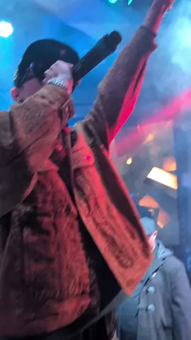 Việt Rapper BINH GOLD in Sydney Australia 🇦🇺🦘🪃   Donald Gold - KING  @realdonaldgold  #foryou #donaldgold #Binhgold #vietrap #liveperformance #artist #king 