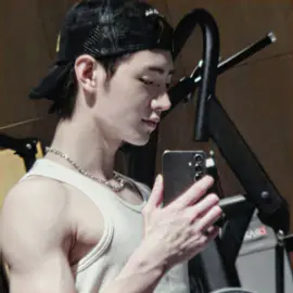 @gis  these mirror selfies are getting out of hand | for tiffy happy late birthday present  (cc: nnewjeans, i forgot where i got the audio from ☹️) #parksunghoon #sunghoon #enhypen #kpop #kpopfyp #fyp #foryoupage #foryou #xyzbca #edit #viral #blowthisup  @tiff 