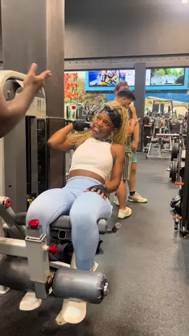 If you going to complain, complain through it but still put the work in. I don’t care if you complain long as you give me my reps. #DaggaDiscipline #BodyTrainedSpiritLed 