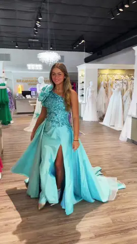 #florenceboutique #pageant 