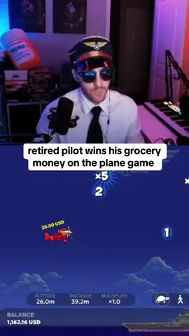 retired pilot wins his grocery money on the plane game #pilot #planegame #kickstreaming 