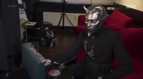 ghoul + ghostbusters?! (another vid from my other acc) #ghost #thebandghost #ghostbc #tobiasforge #specialghoul #ghesties #plushia #papaperpetua #sodo #ghostband #cardinalcopia 