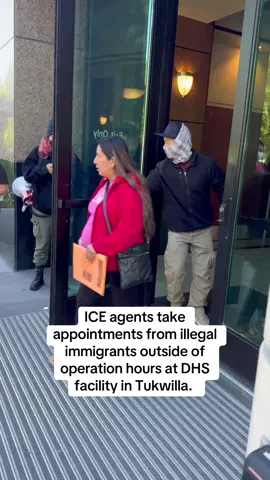 Protestors gather at DHS facility in Tukwilla WA 